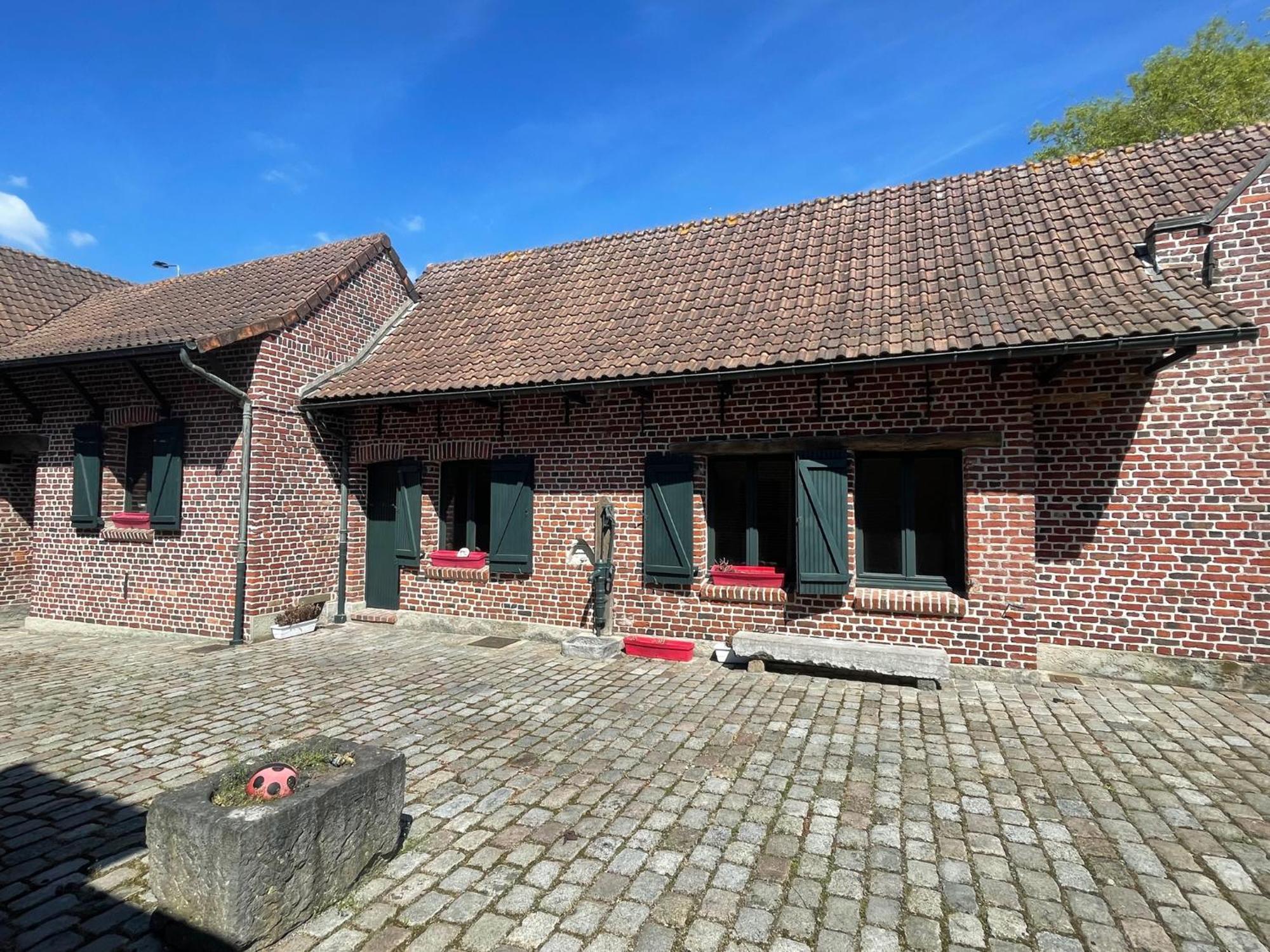 Gite A La Ferme, T2 Weppes Perenchies エクステリア 写真